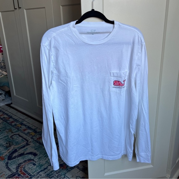 Vineyard Vines Tops - Vineyard Vines Valentine's Day Kissing Lip Whale Long-Sleeve Pocket T-Shirt